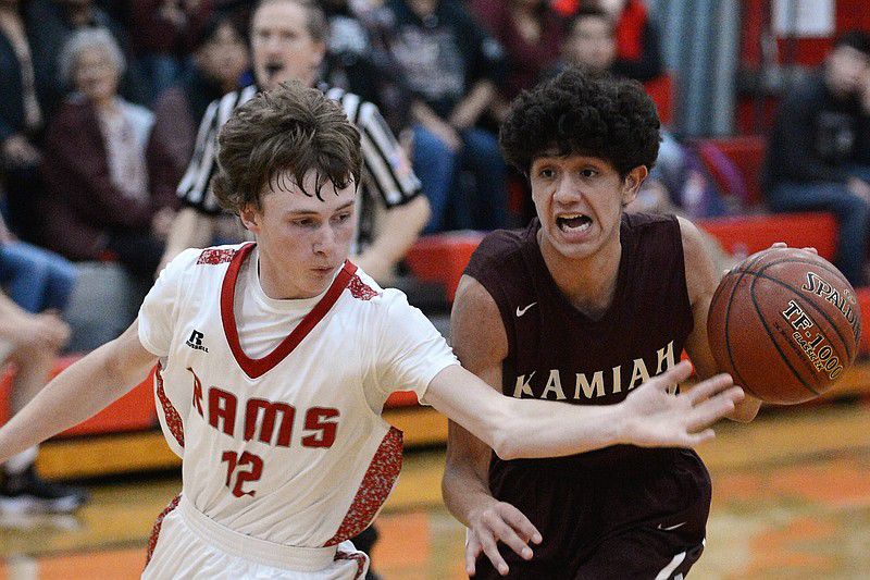 Kamiah boys defeat Clearwater Valley